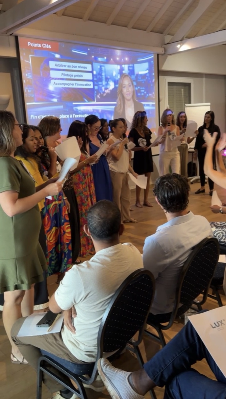 Plénière du séminaire Crédit Moderne organisé par Pull Up Événements à La Réunion